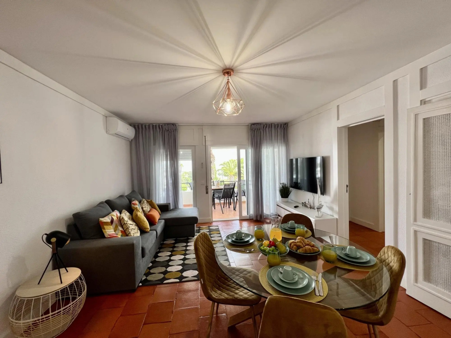 ARMAÇÃO DE PÊRA BRIGHTNESS 2 WITH POOL by HOMING