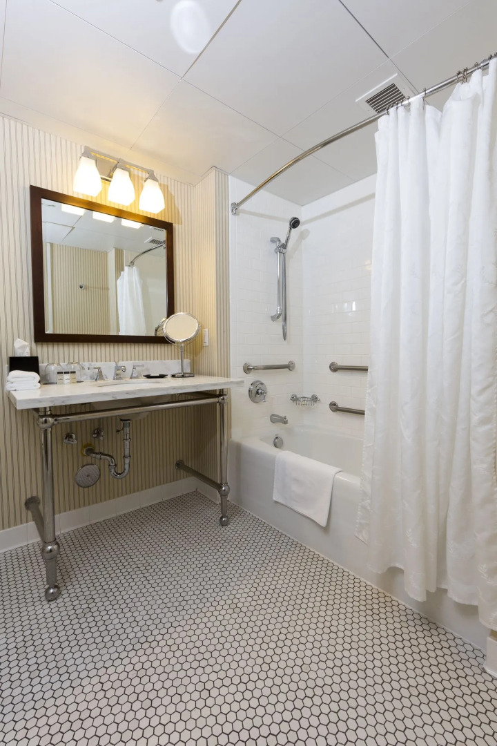 Sheraton Duluth Hotel