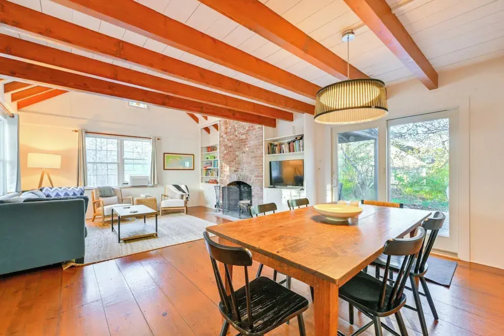Walk to Amagansett Beach: Cottage w/ Deck!