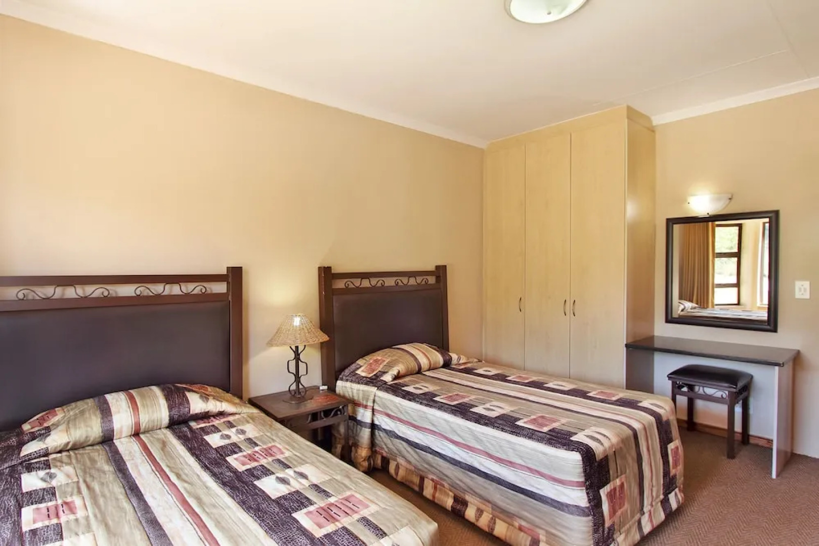 Monateng Safari Lodge