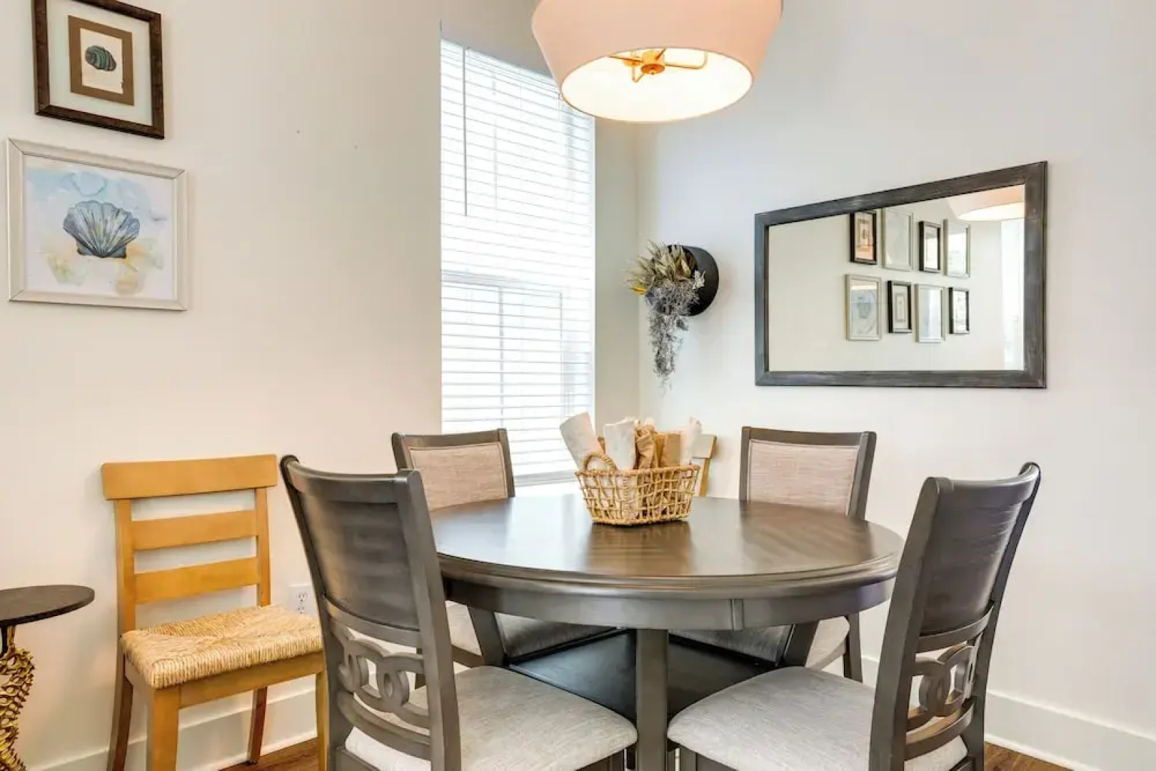 1 Mi to Downtown: Modern Ocean Springs Cottage