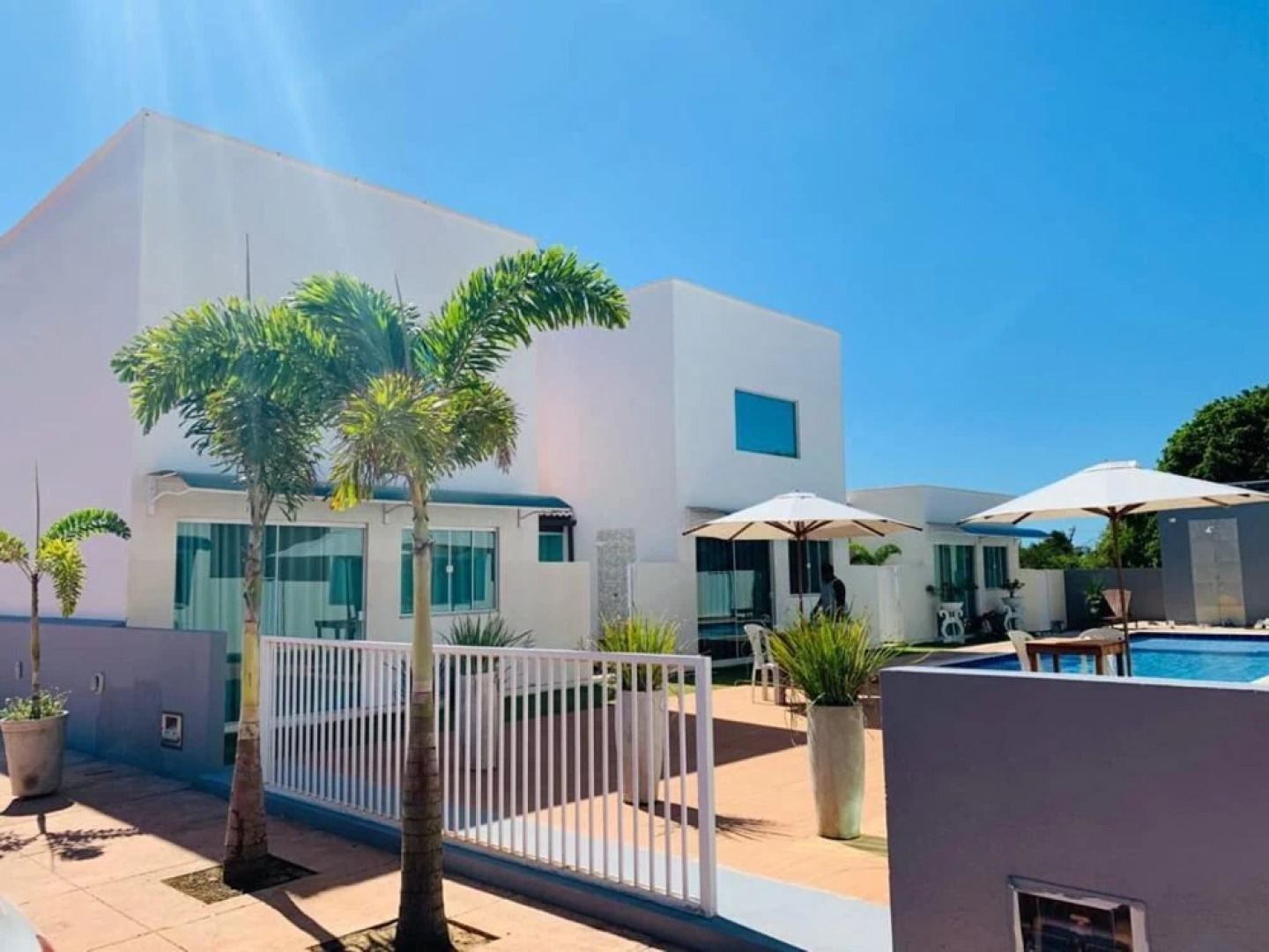 Chal com Mezanino 400m do mar e Jardim Privativo