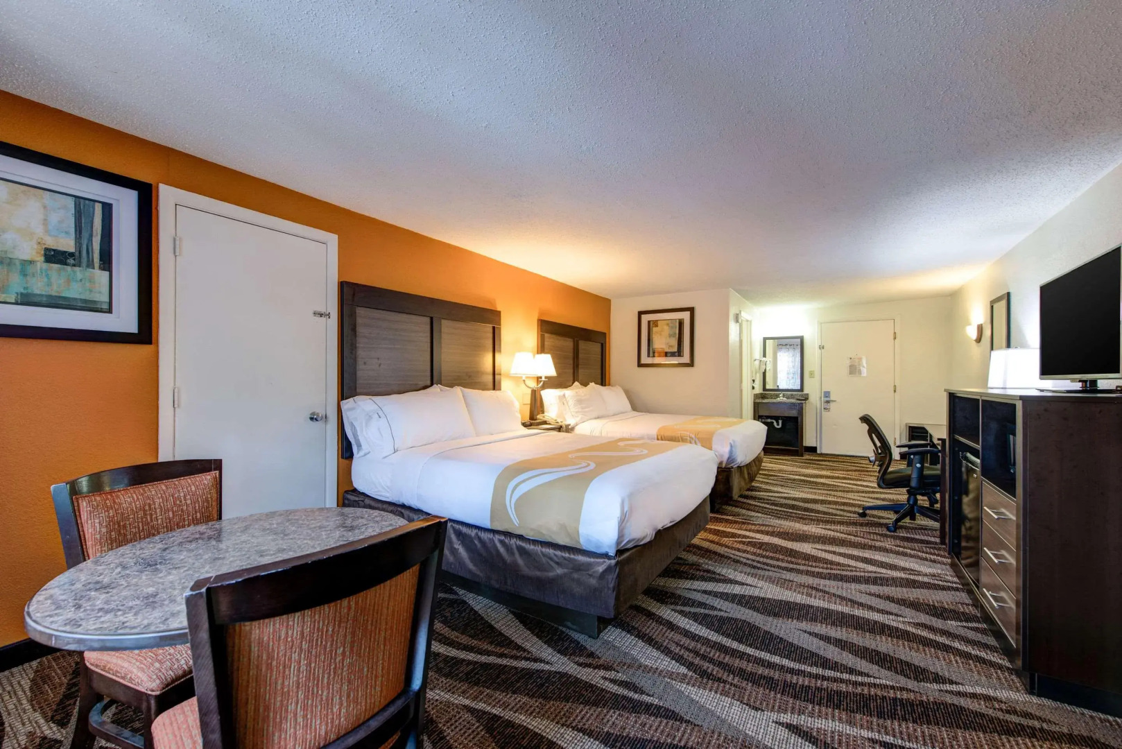 Quality Inn Creekside - Downtown Gatlinburg