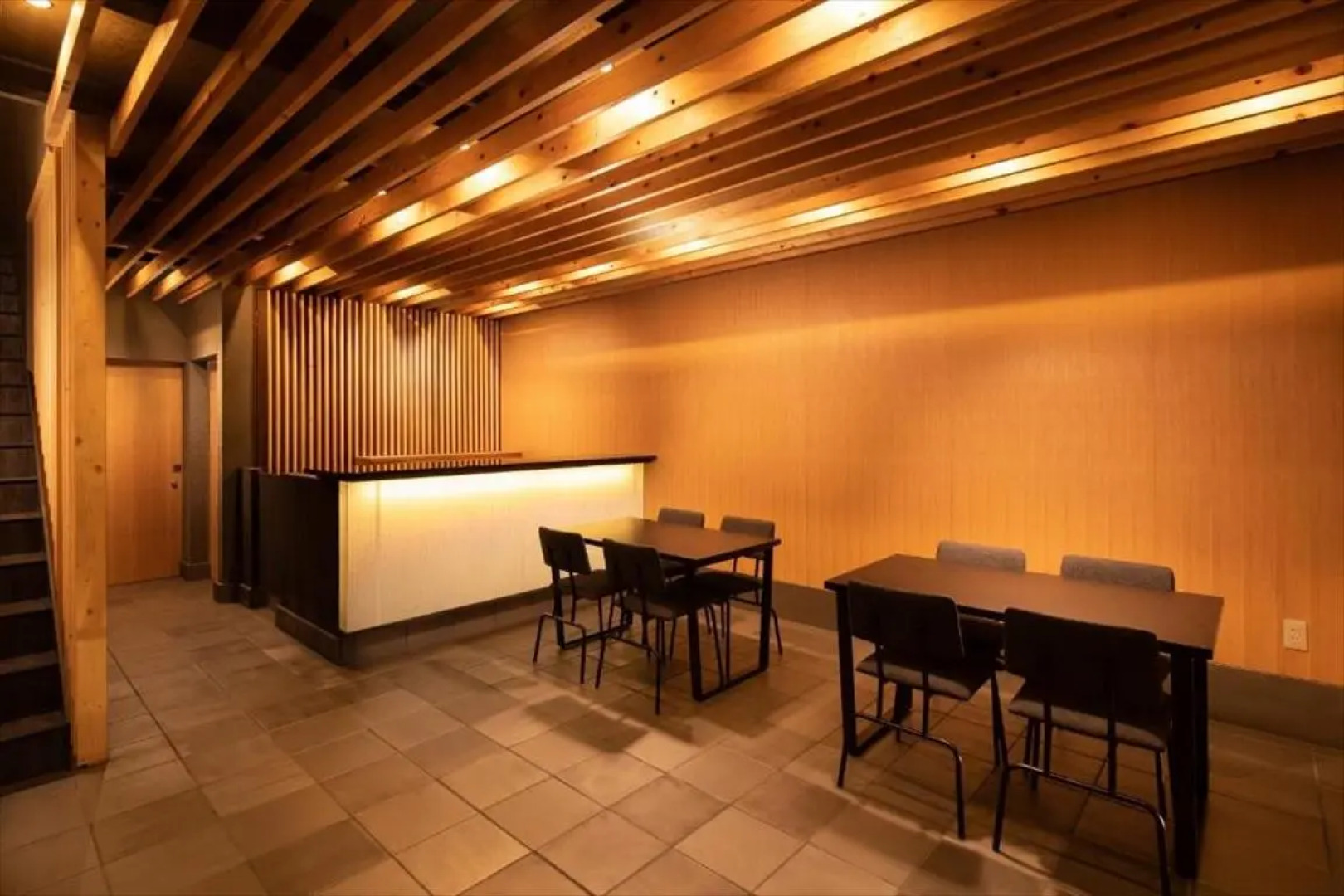 Tsumugi Tojihigashimonmae