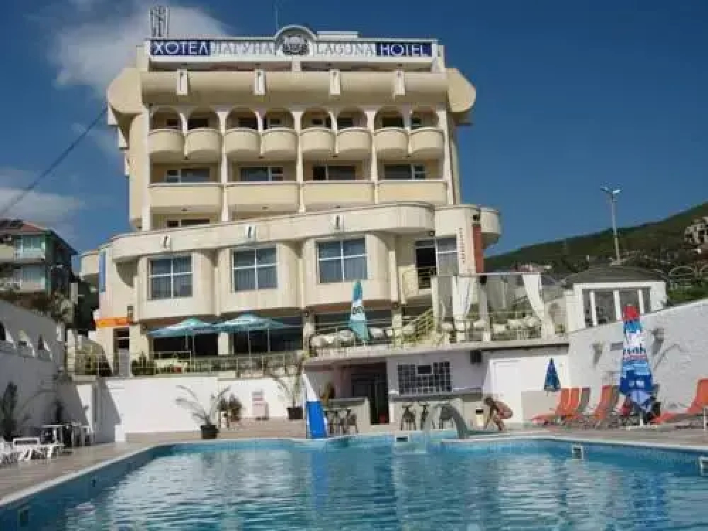 Hotel "Laguna"