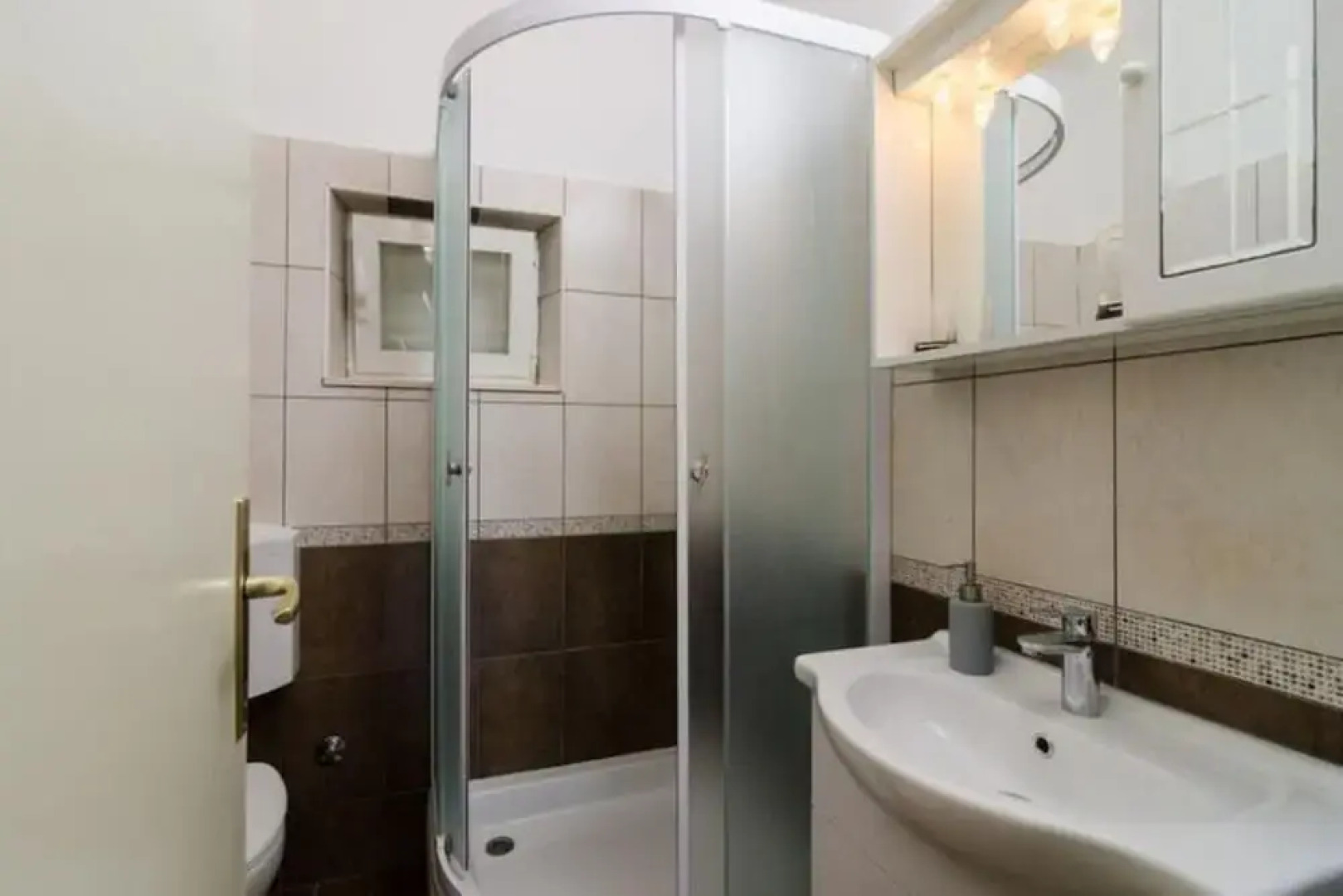 Holiday Home Blue Vineyard- Three Bedroom House With Terrace and Sea View