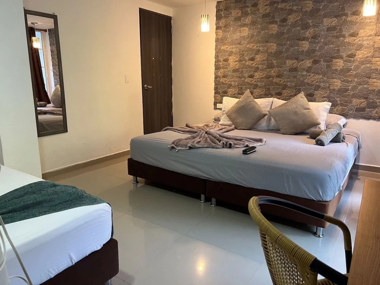 Montes De Beraka - Adults Only