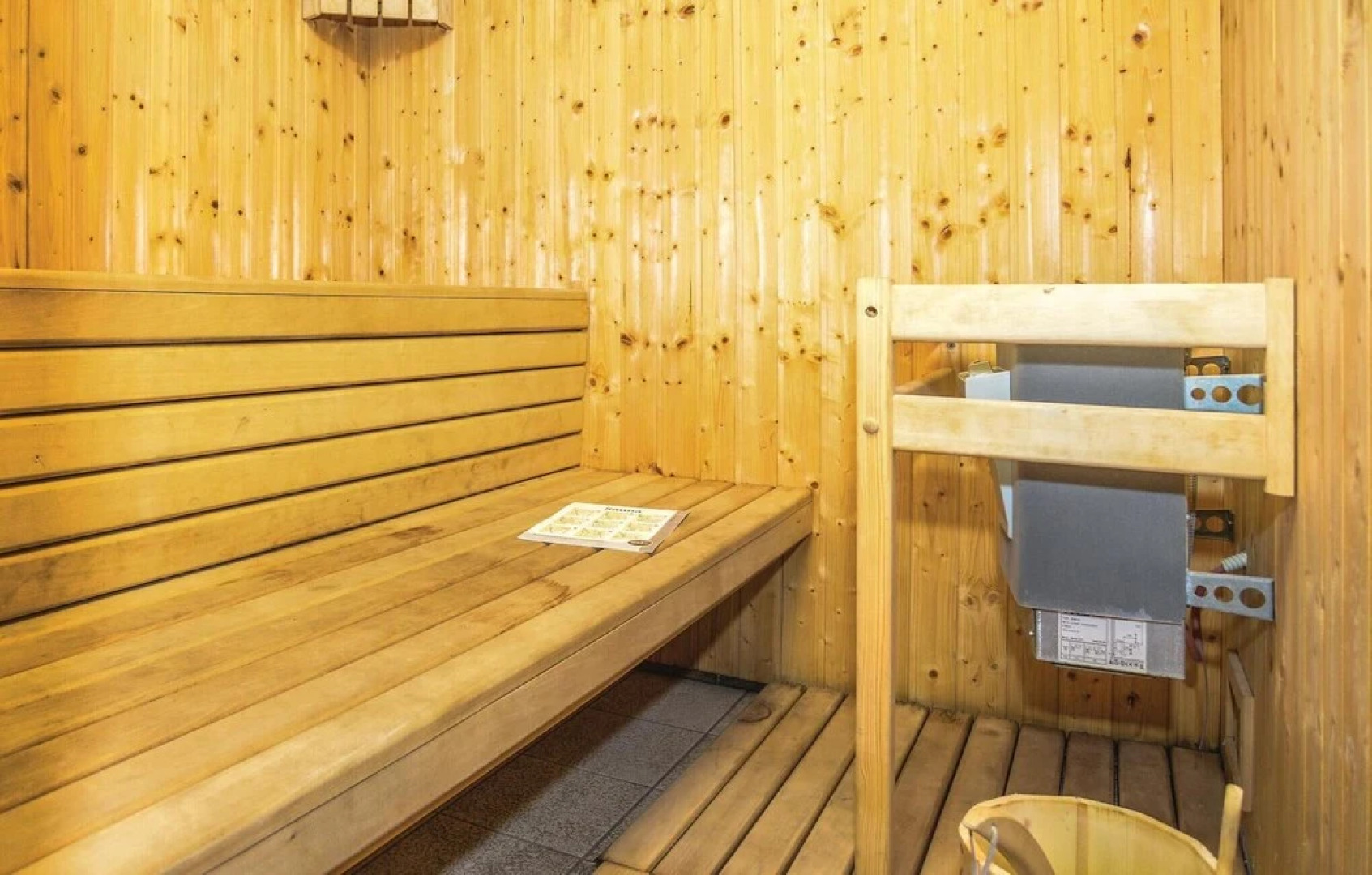 Stunning Home in Makarska with Hot Tub, Sauna & 9 Bedrooms