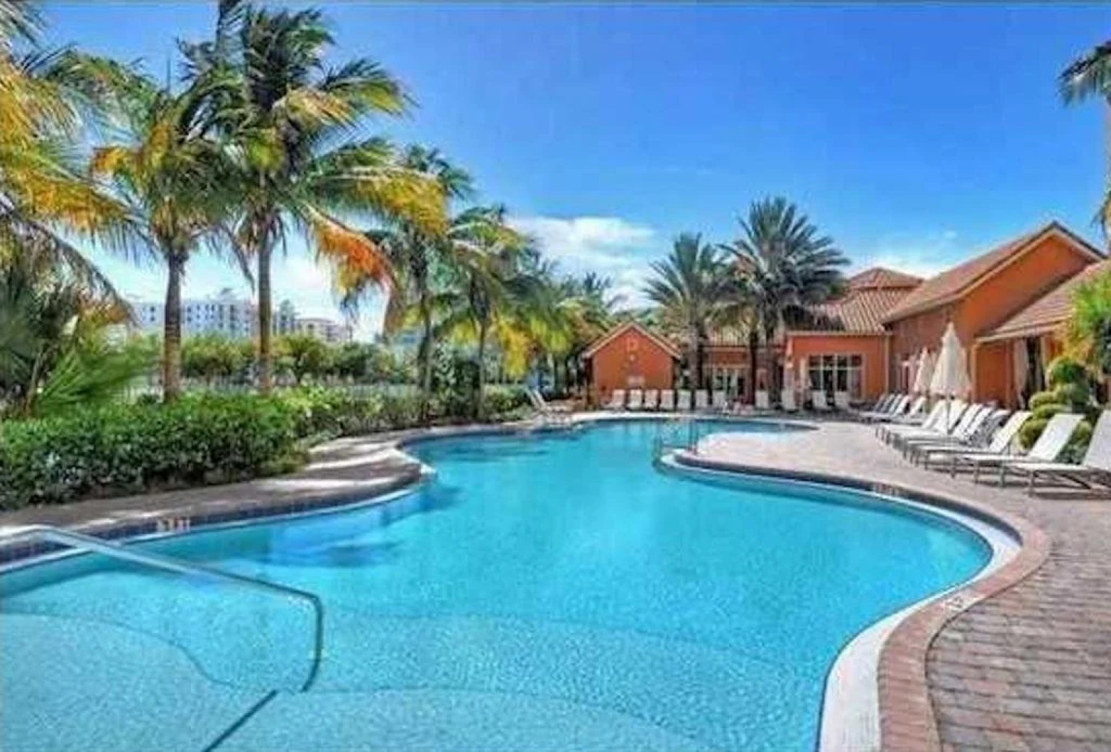 Aventura Family Suites