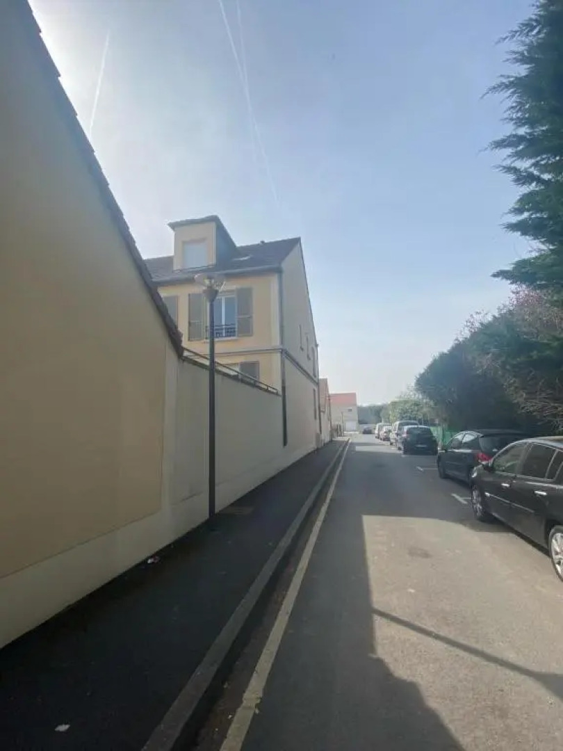 Beau F3 Neuf Et Lumineux Proche de Disneyland Paris