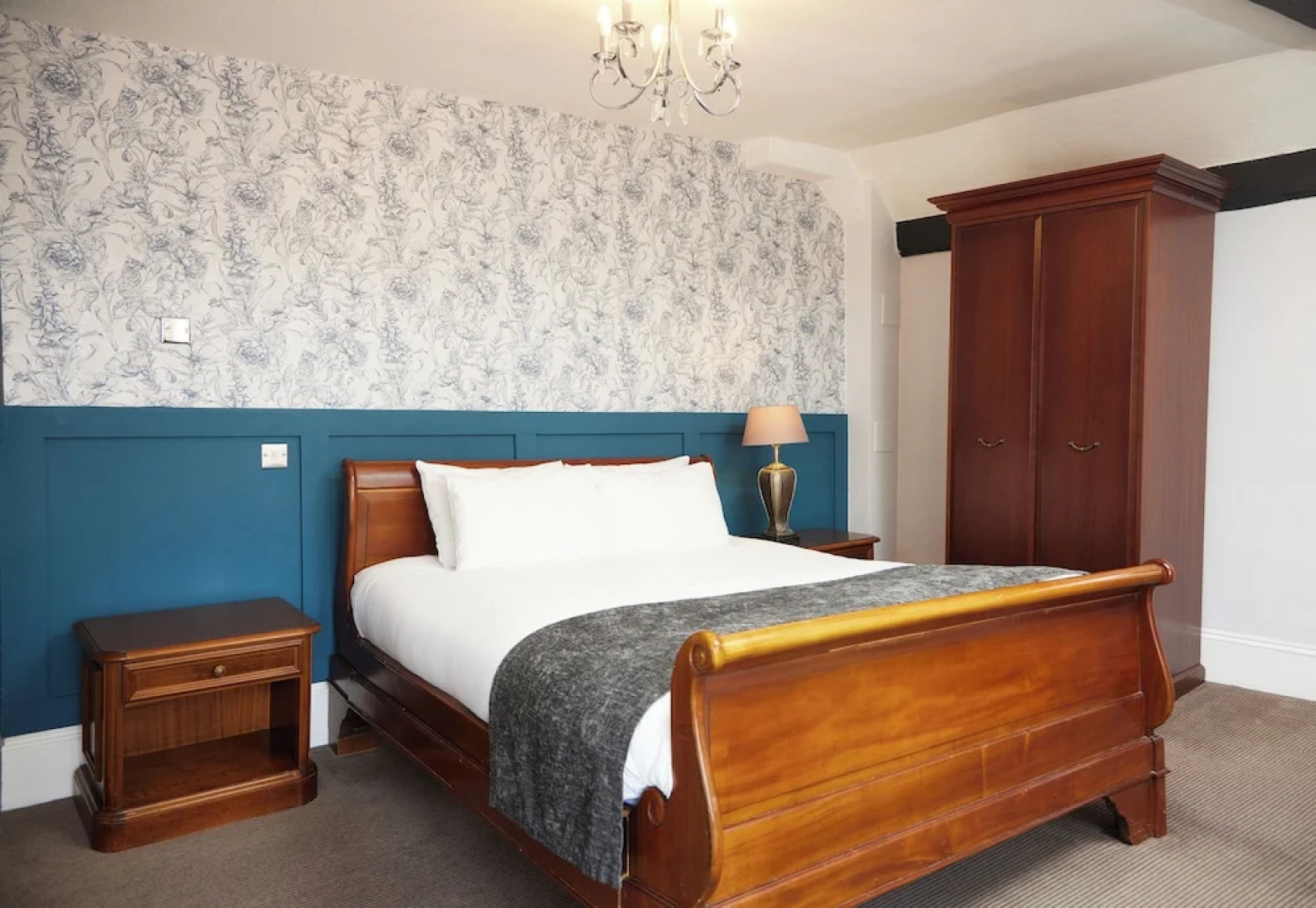 White Hart Braintree by Greene King Inns