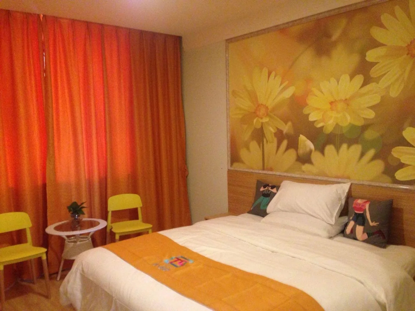 Pai Hotel Yining Liqun Classic Garden Road