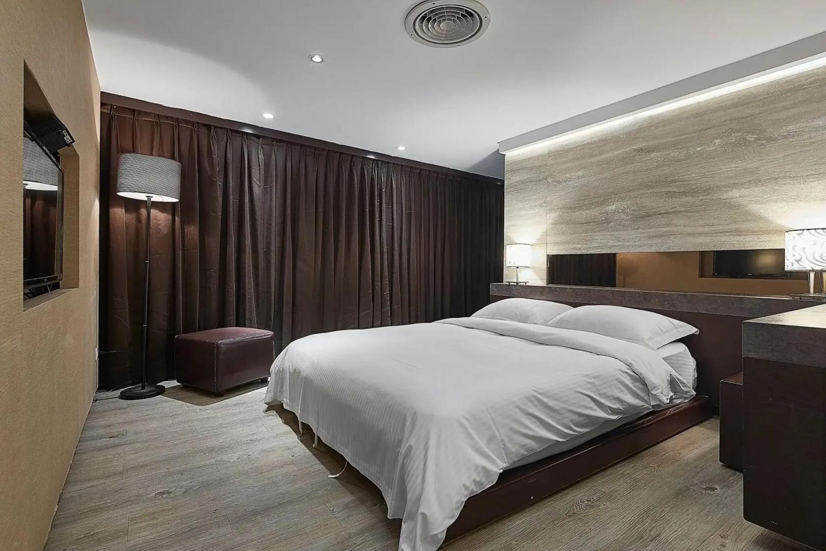 JBG Hotspring Resort Hotel