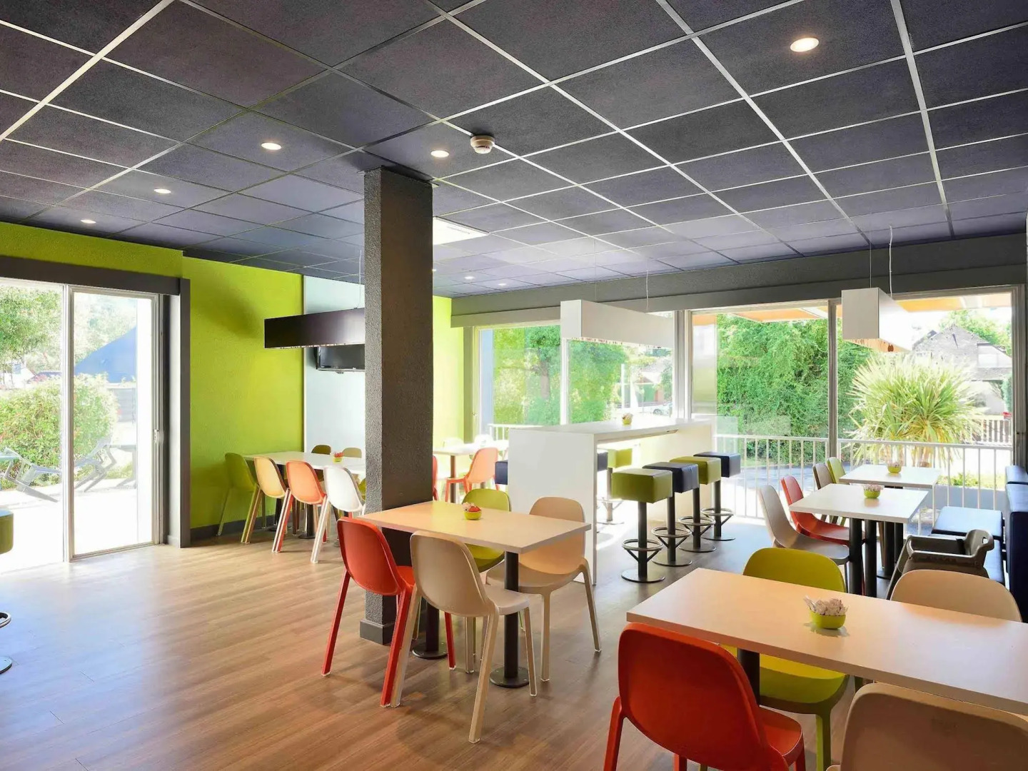 ibis budget Pau Lescar