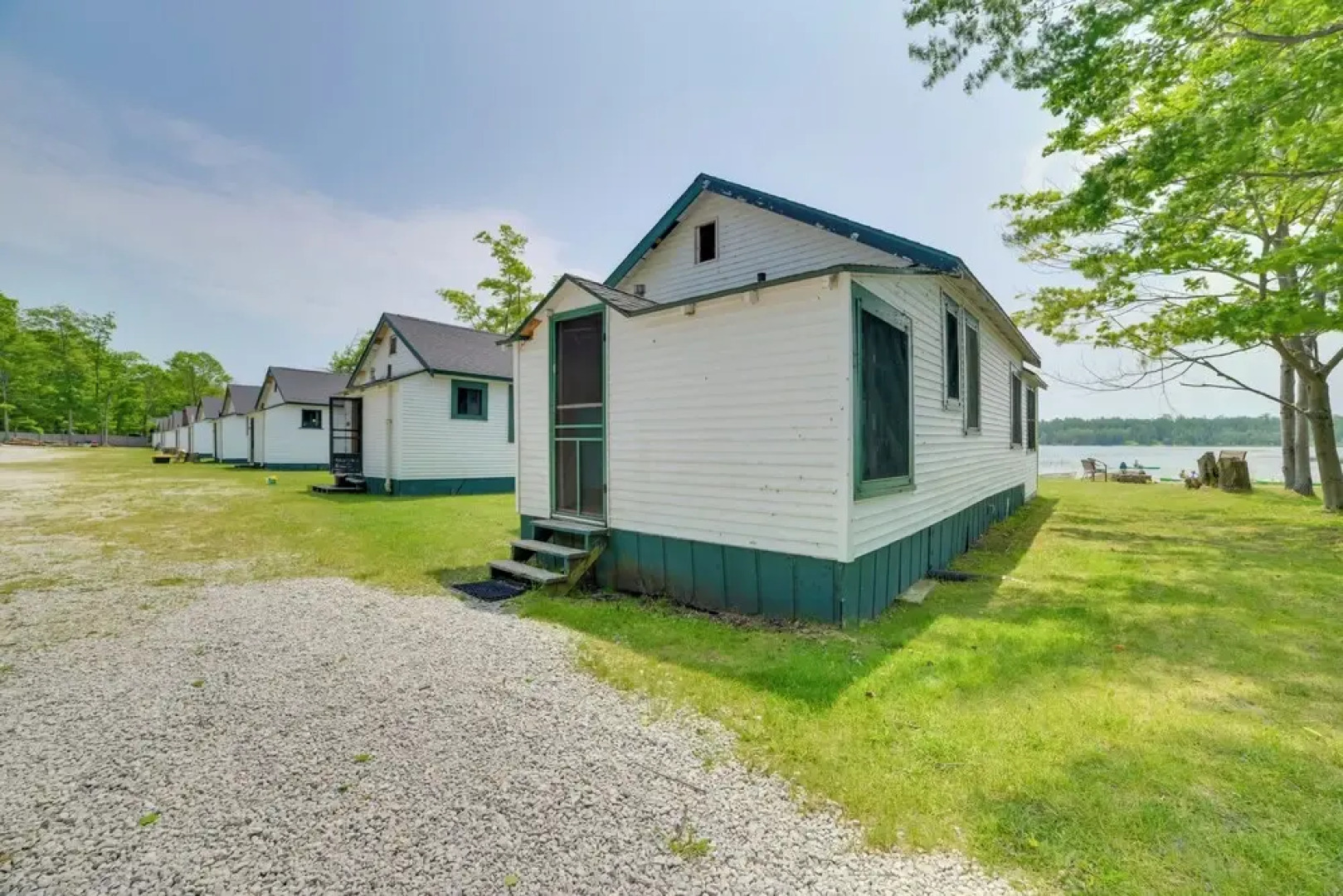 Fish, Boat & Relax: Lakefront Cedarville Cabin