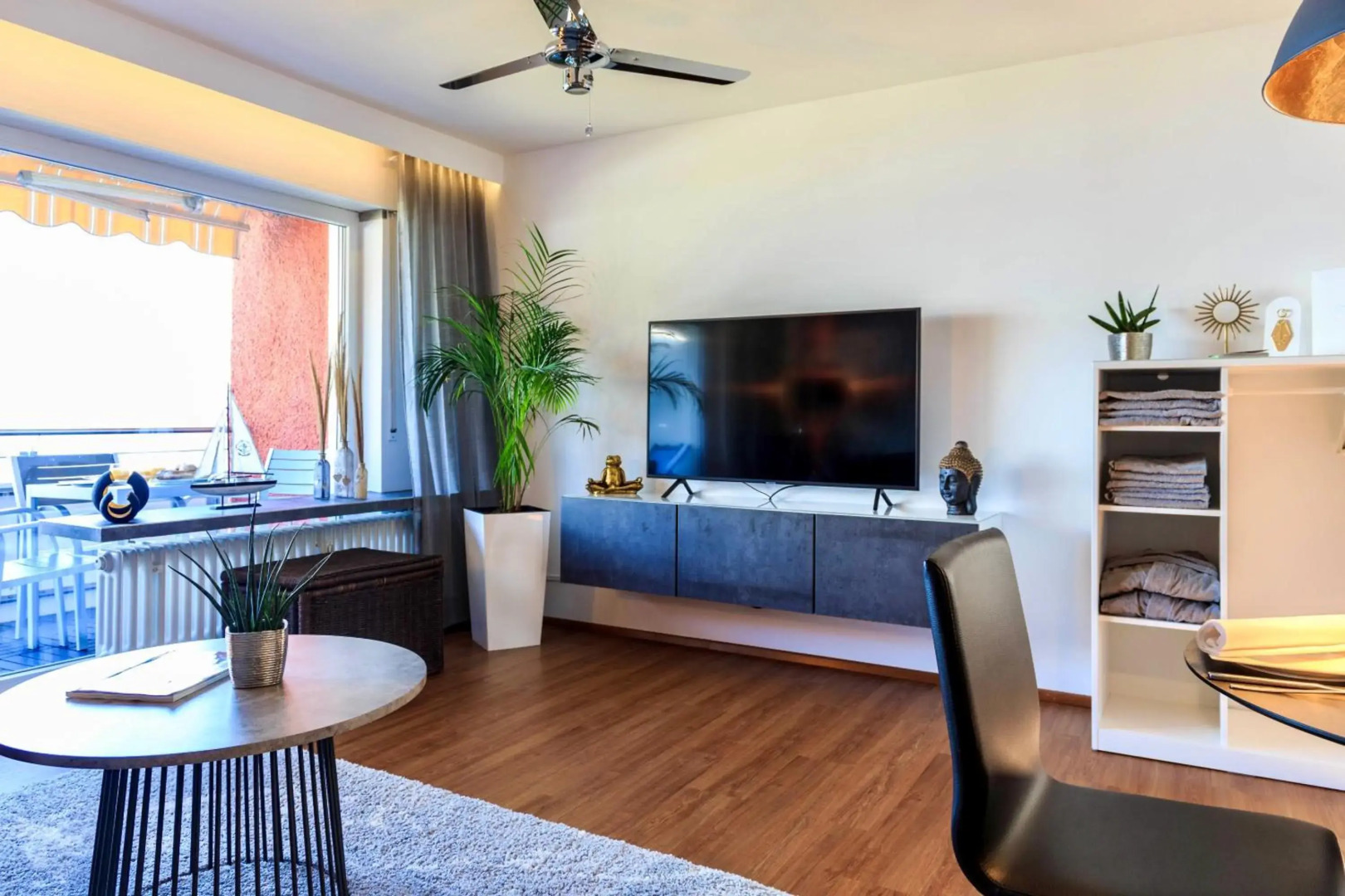 Apartment Lakeside direkt am Bodensee mit Privatstrand, atemberaubender Seesicht und Parkplatz