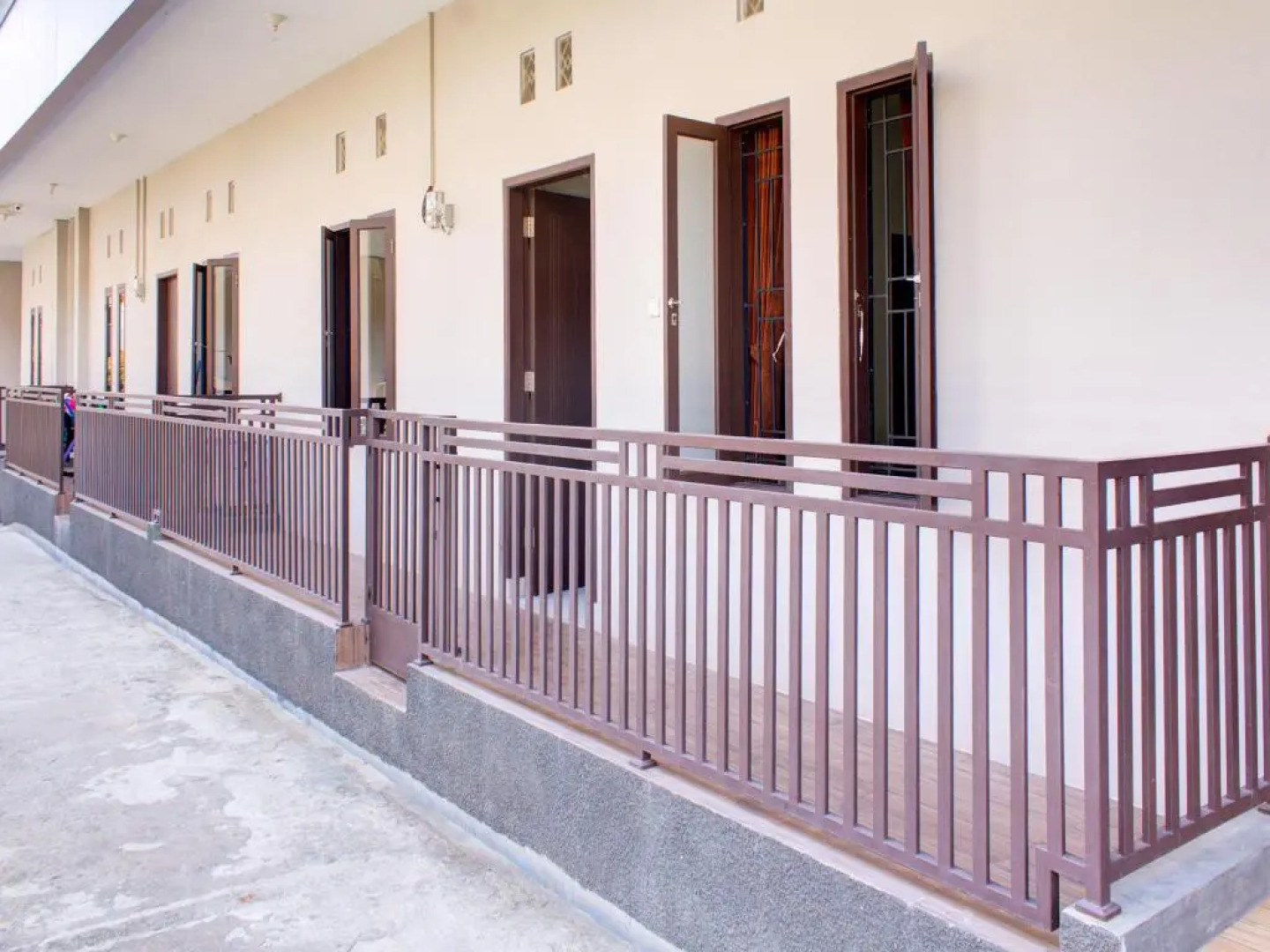 OYO 3394 Apm Residence Syariah