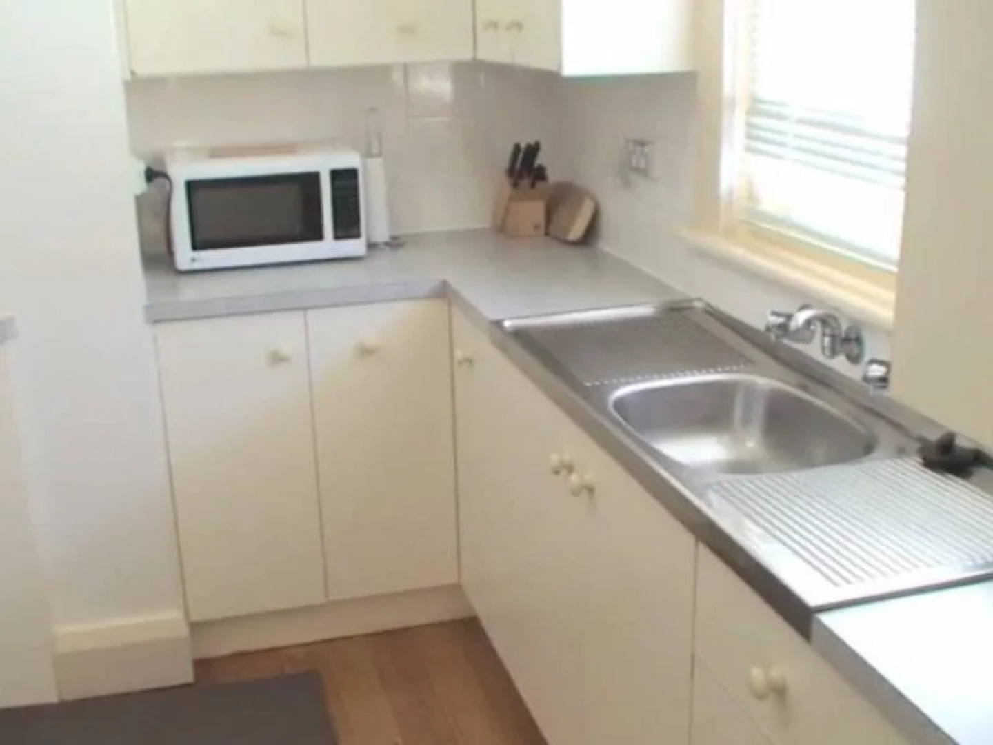 Moonah Amy Cottage Apartments