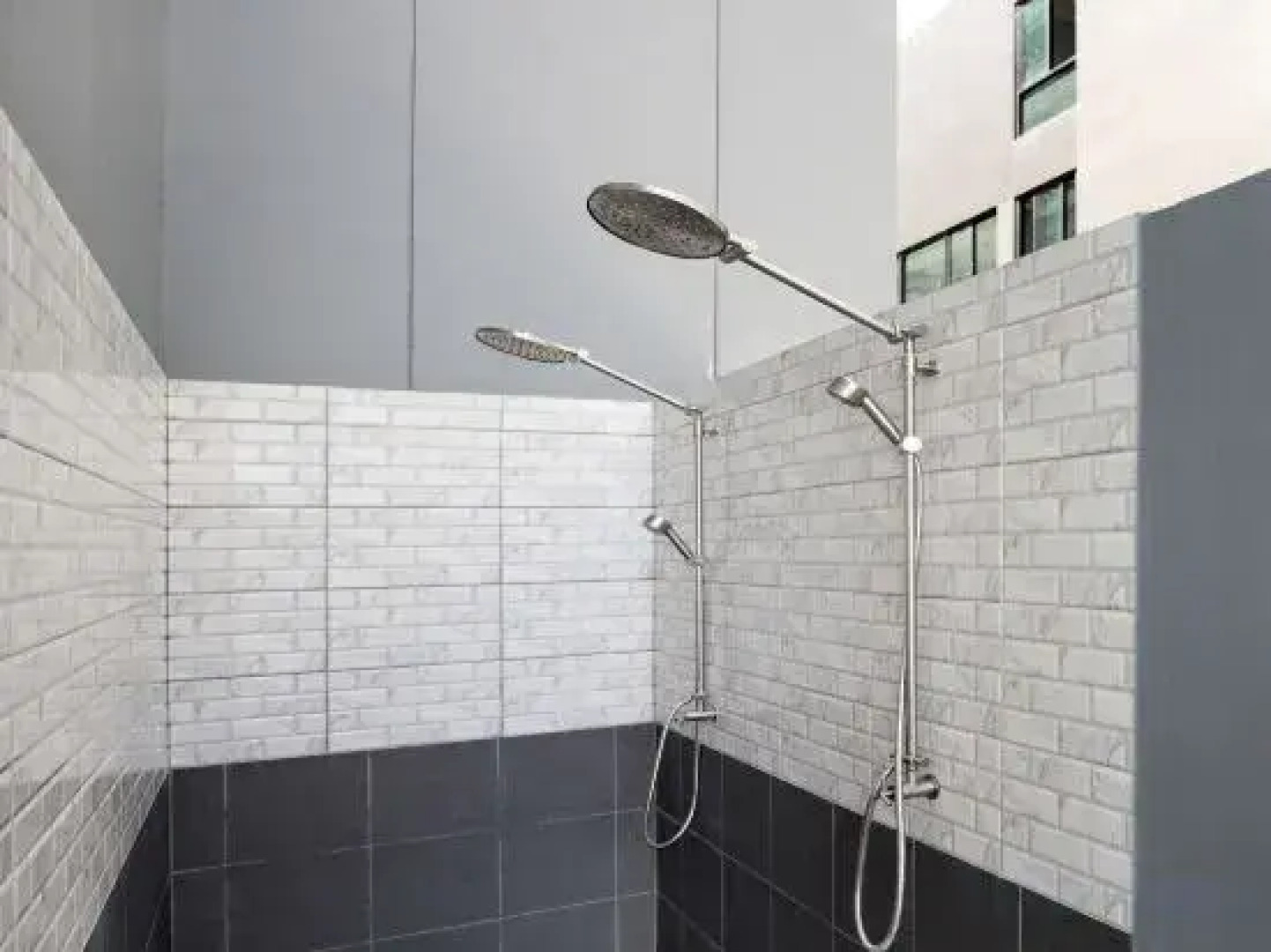 Central Hill View A901 A