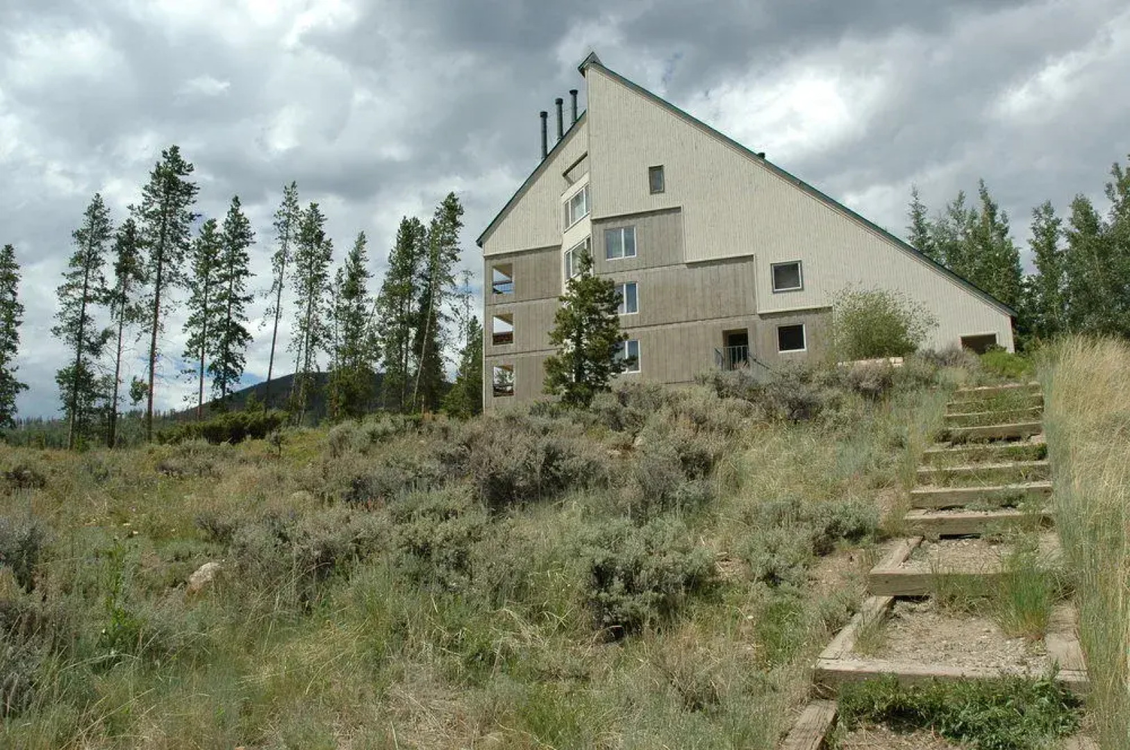 Pines Condominiums in West Keystone by Key to the Rockies