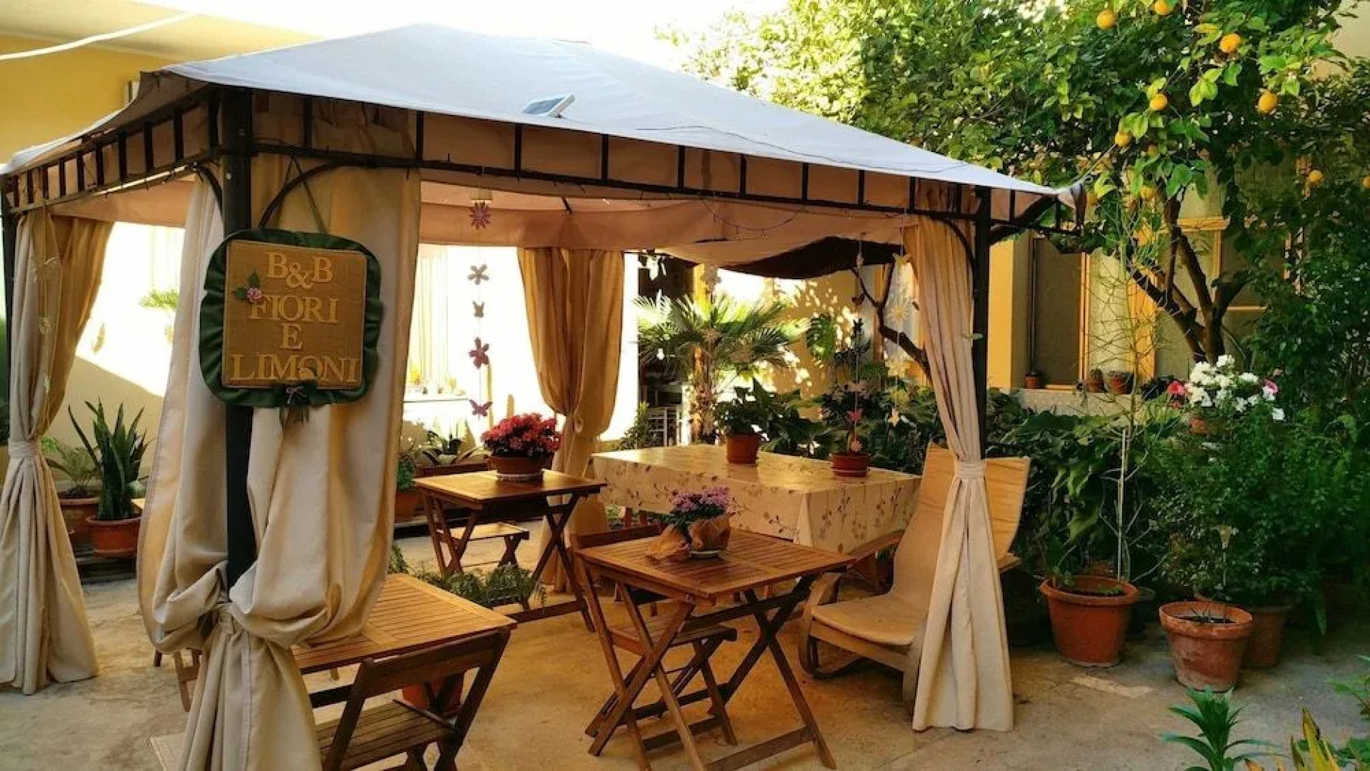 Bed and Breakfast Fiori e Limoni