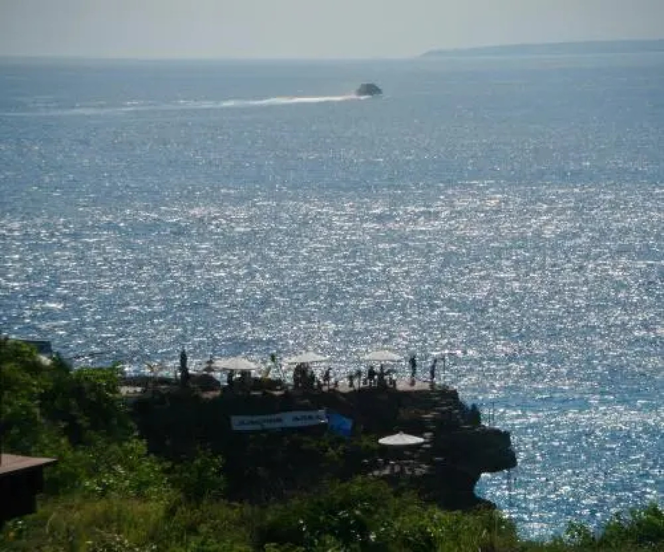 Ceningan Cool Breeze Villa