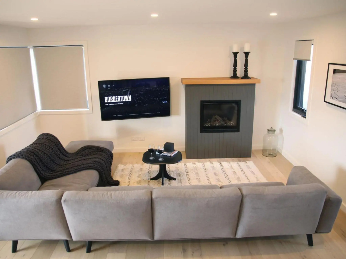 Spuren 4 of 2 Echidna Place East Jindabyne