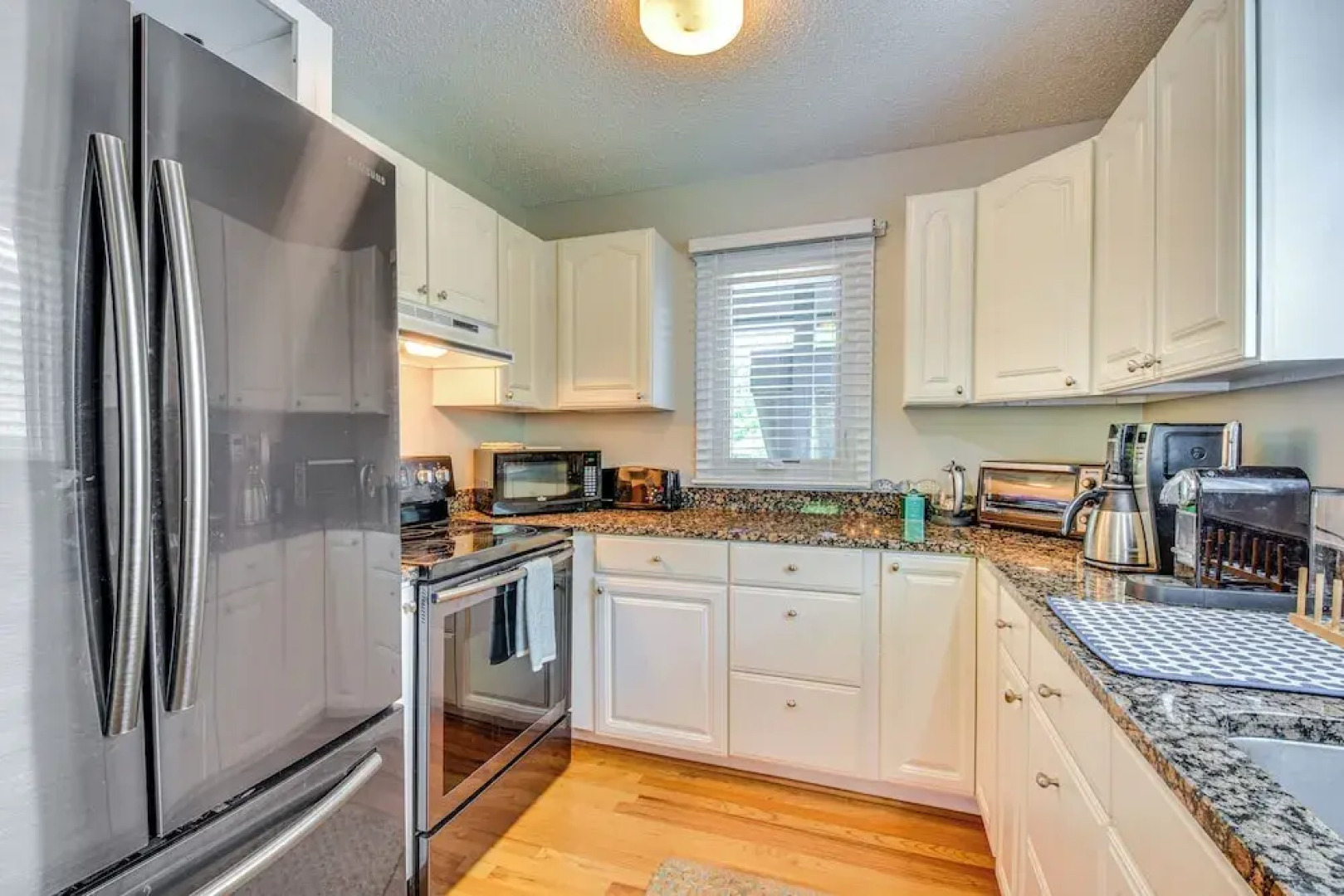 7 Mi to Clemson Stadiums: Lake Keowee Getaway!