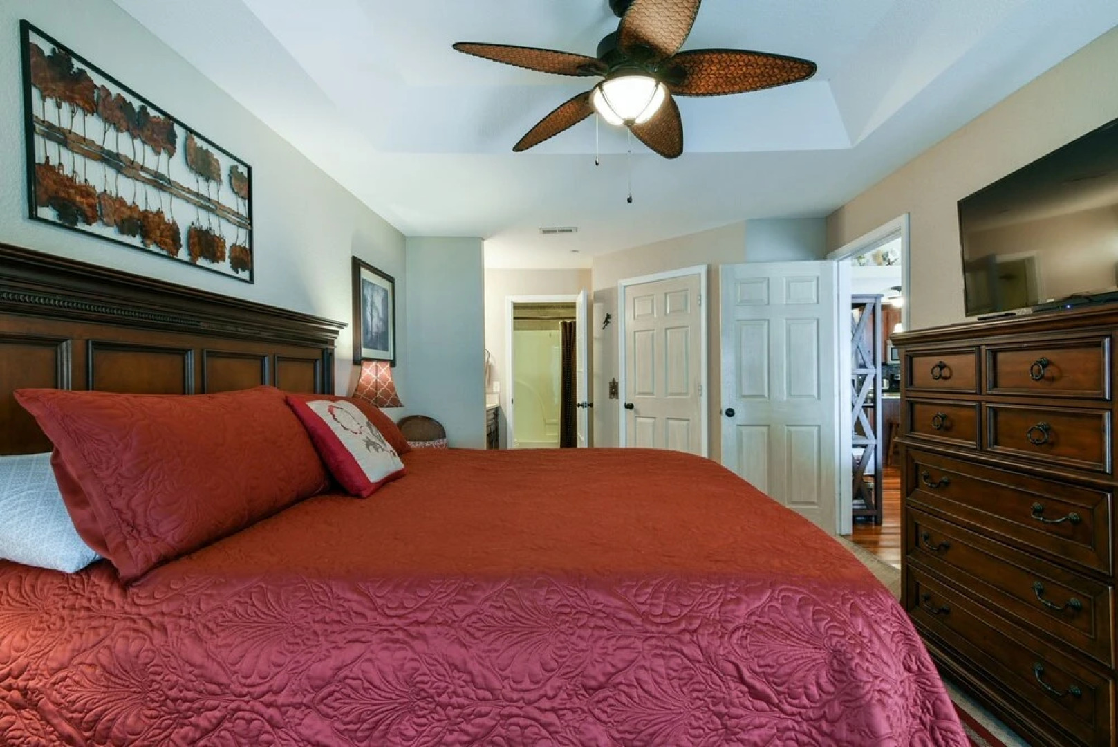 700 Emerald Point 3 Bedroom Condo