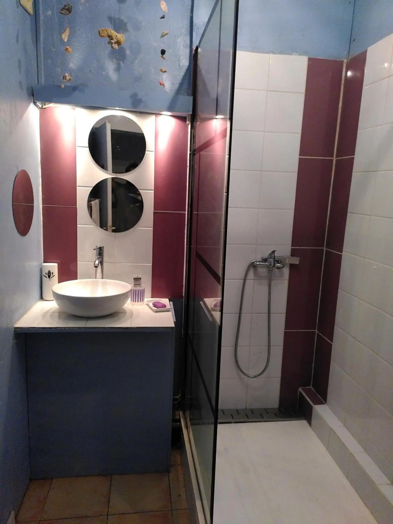 Charmant appartement en bord de mer avec piscine