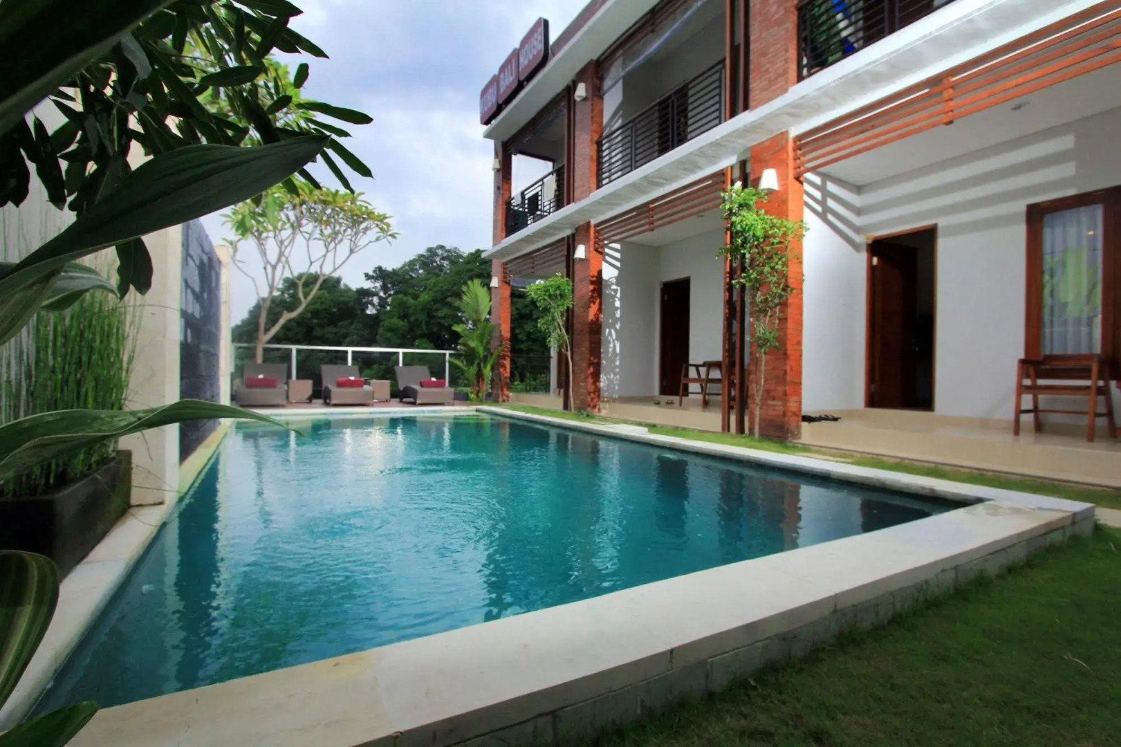 RaBaSTa Kubu Bali Suites Seminyak