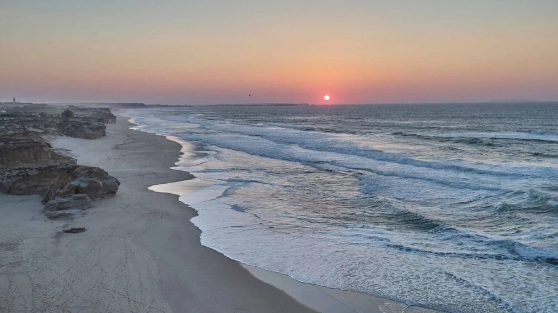 Torel Cliff Surf & Golf