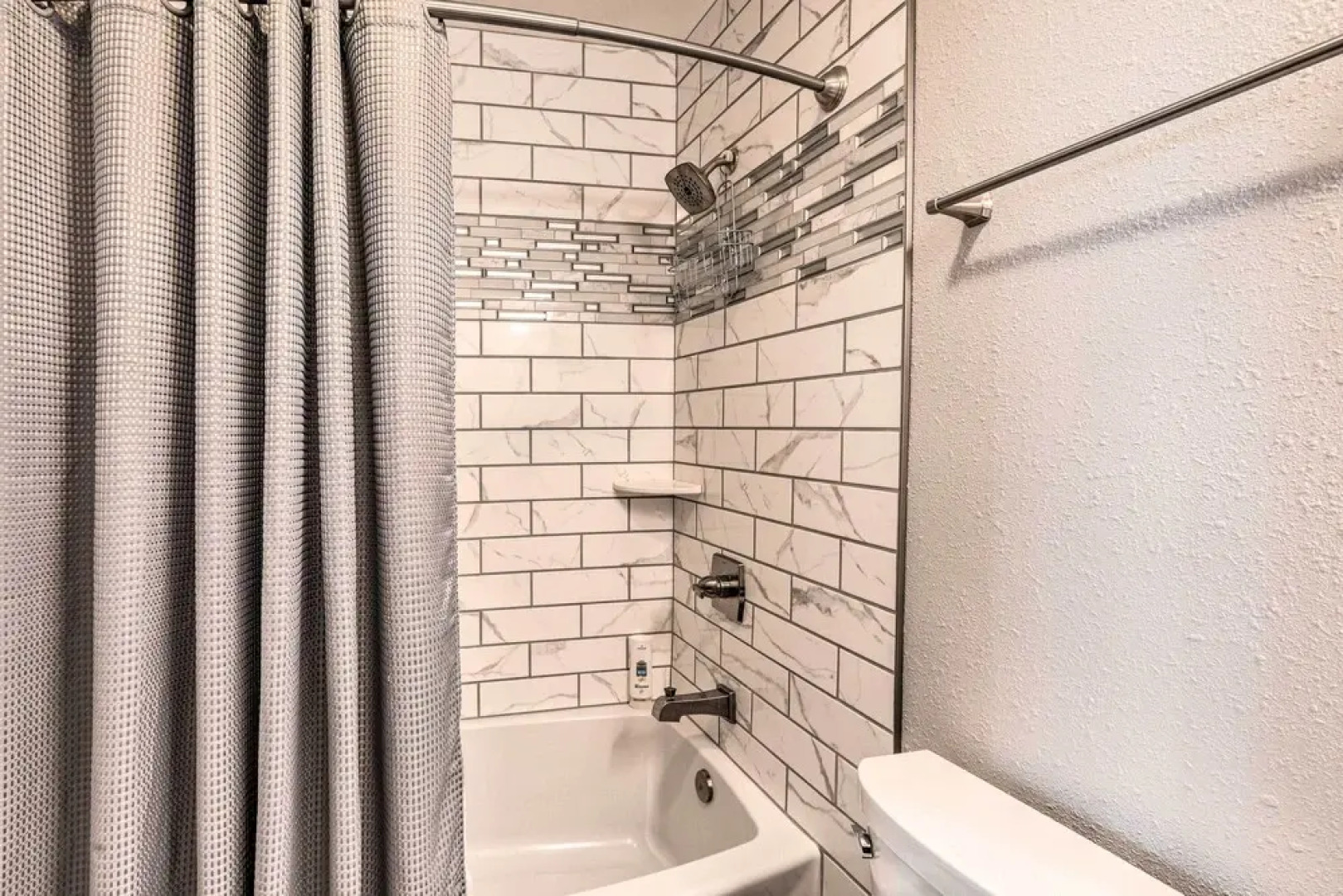 Cozy Fairbanks Condo < 3 Mi to Golden Heart!