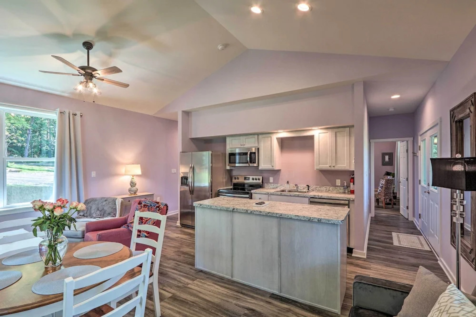 Saylorsburg Retreat: 16 Mi to Ski Resort