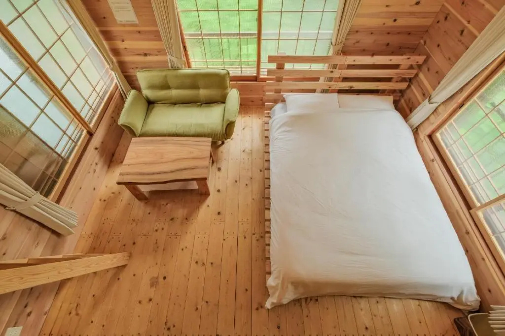 南箱根ツリーハウス