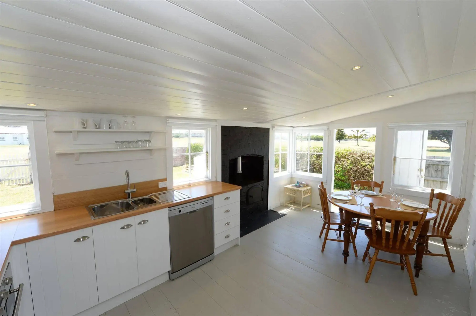 Low Head Pilot Station