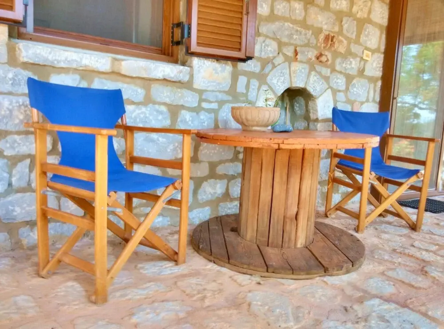 Studio in Gialia, With Wonderful sea View and Enclosed Garden