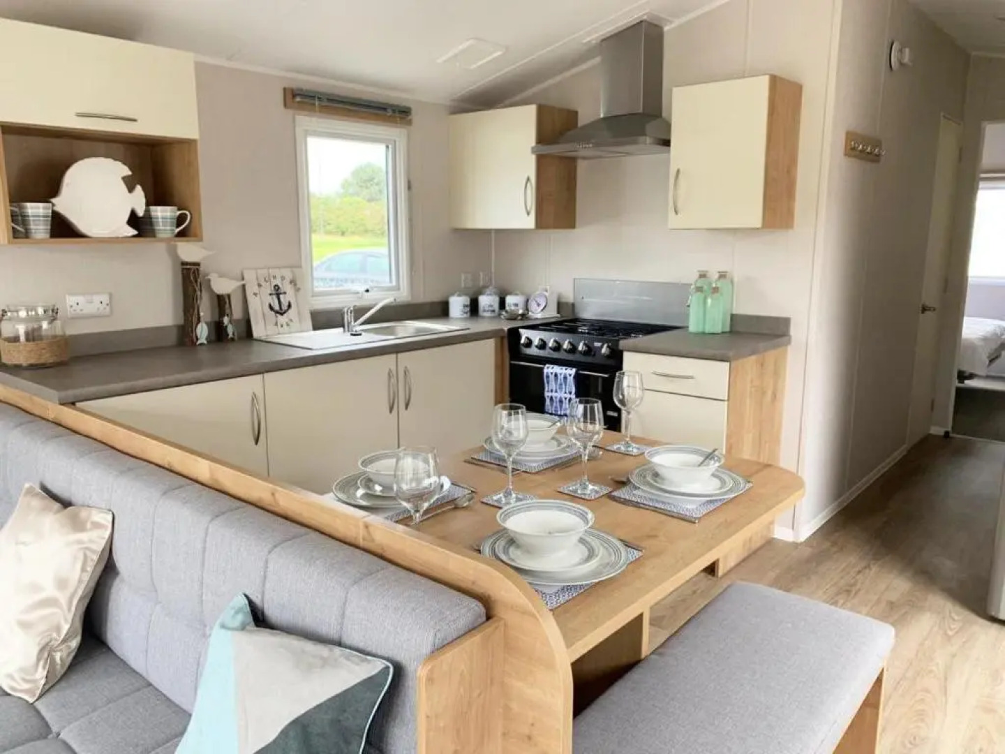 Chalet Casablanca, 80m2 met veel comfort op fantastisch 5-sterren vakantiepark met zwembaden