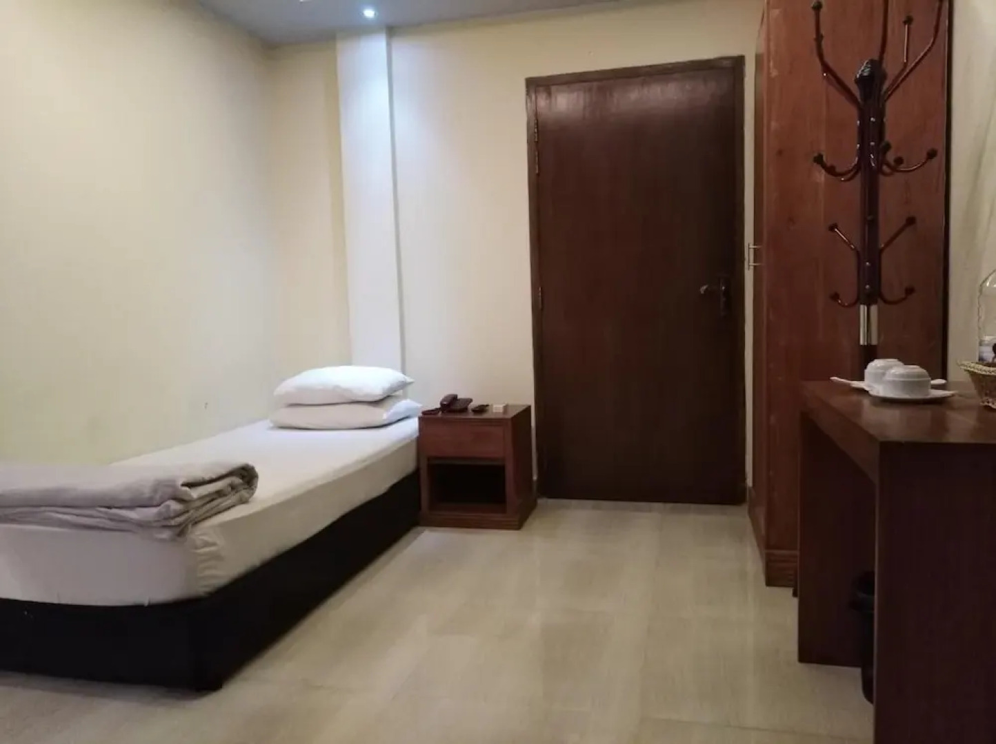 Bottomhill Palace Hotel