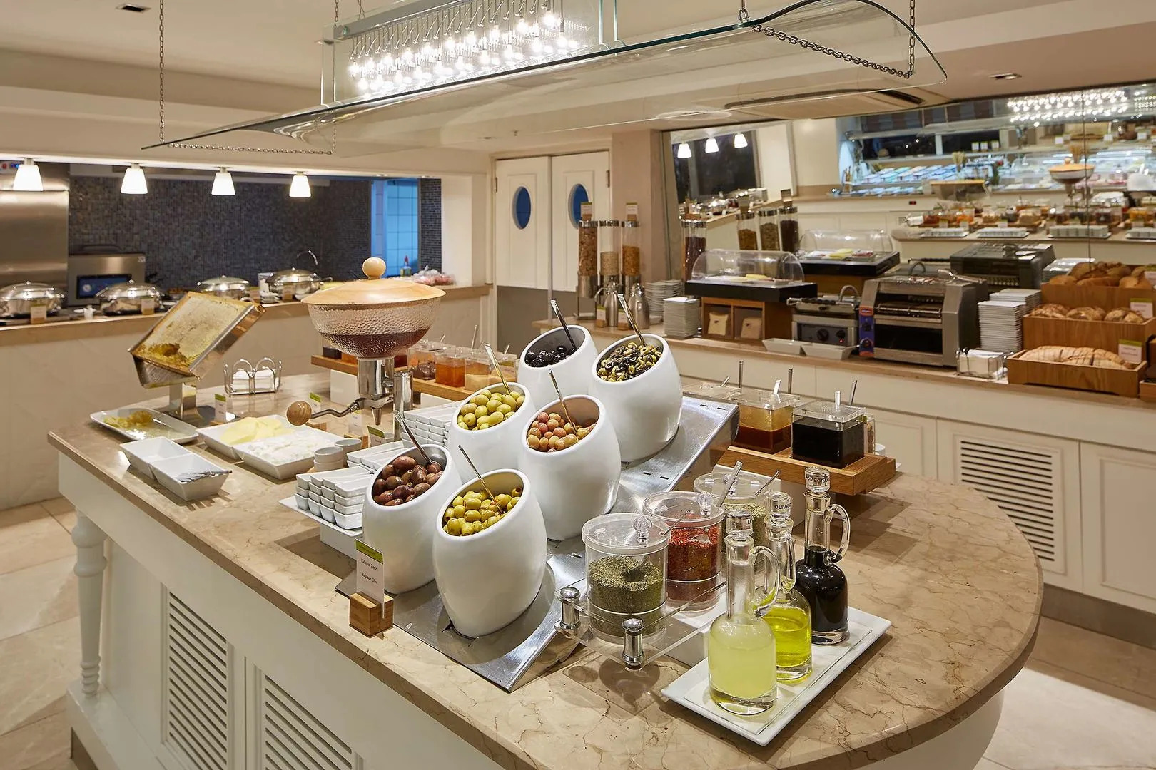 Doubletree By Hilton Hotel Izmir - Alsancak