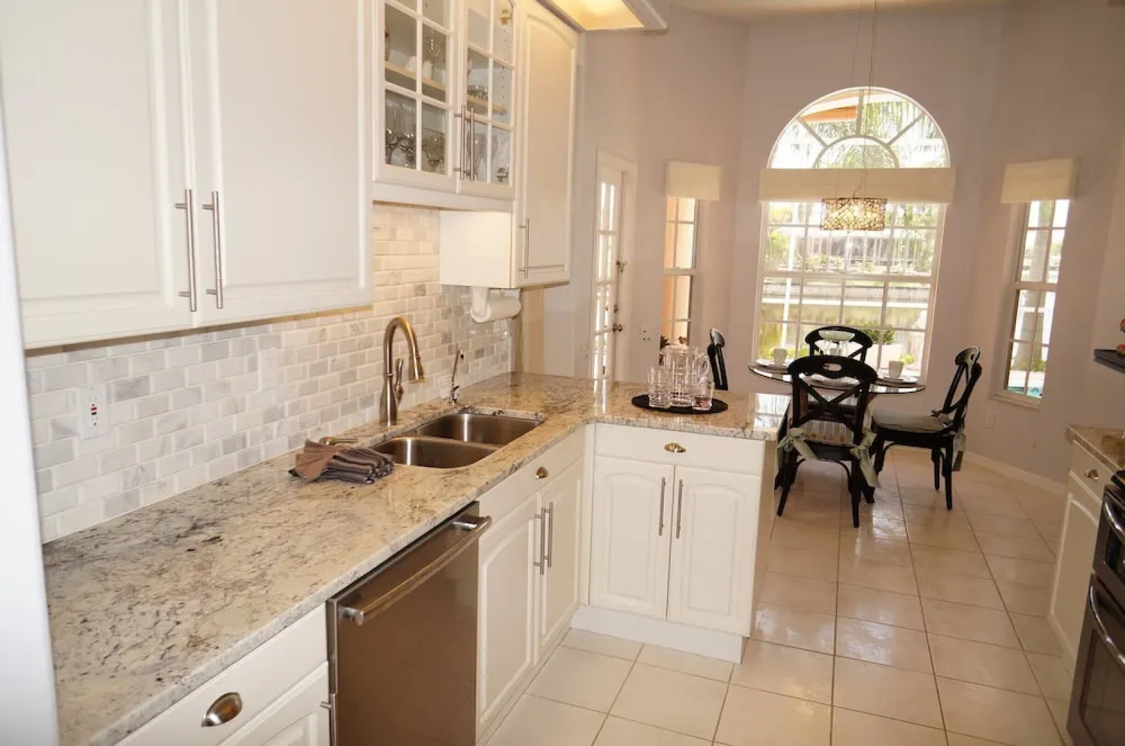 Lady Jane Pool/spa Home Close to Shopping and Restaurants 1049