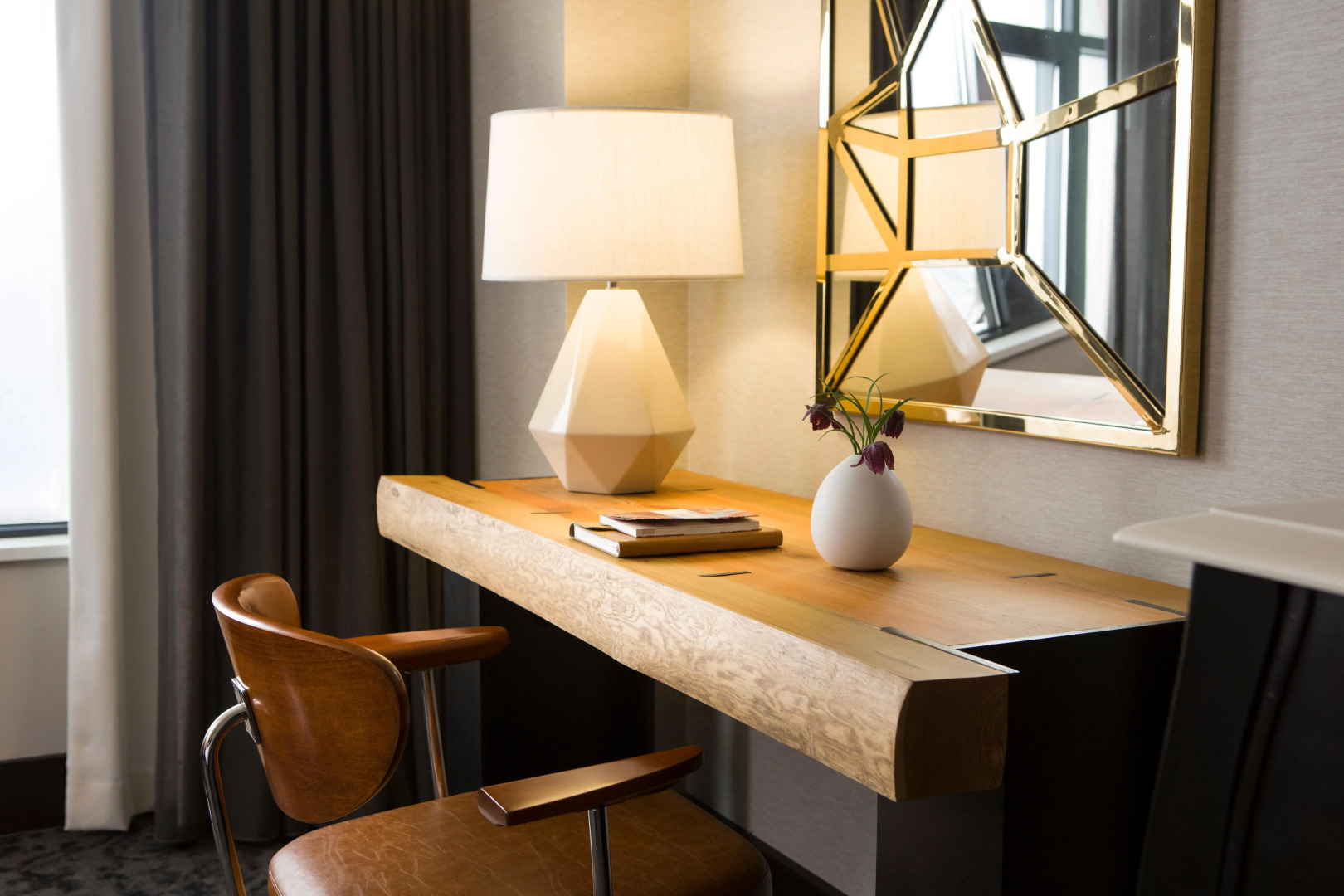 Kimpton Journeyman Hotel by IHG