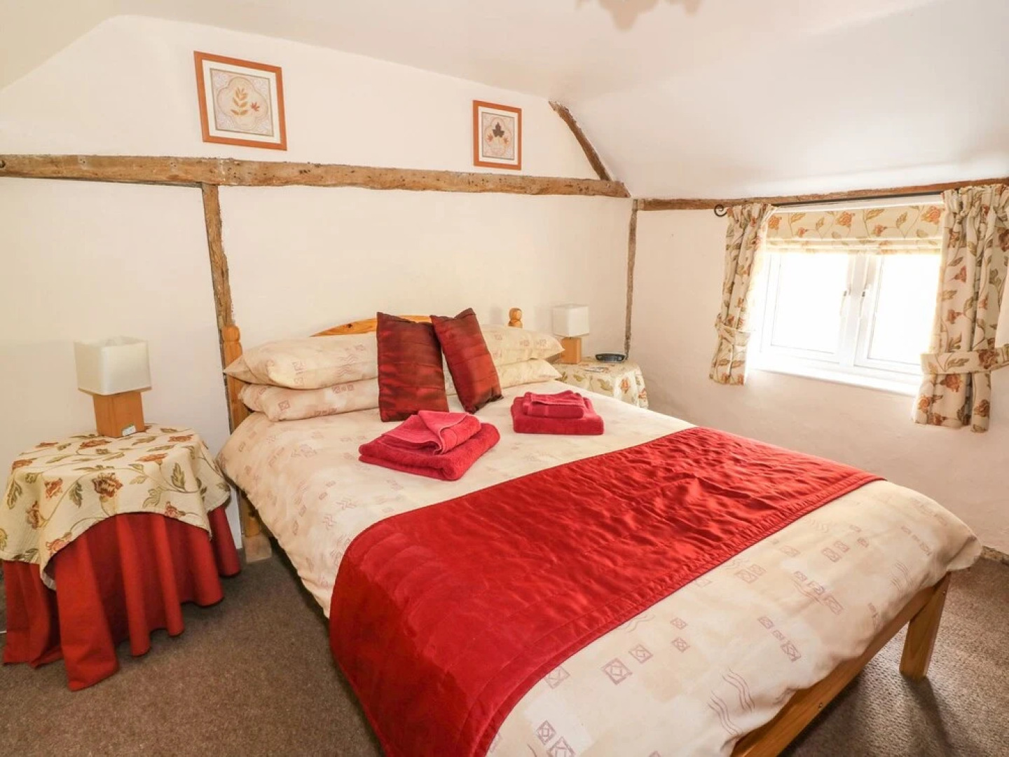 Poston Holiday Cottage