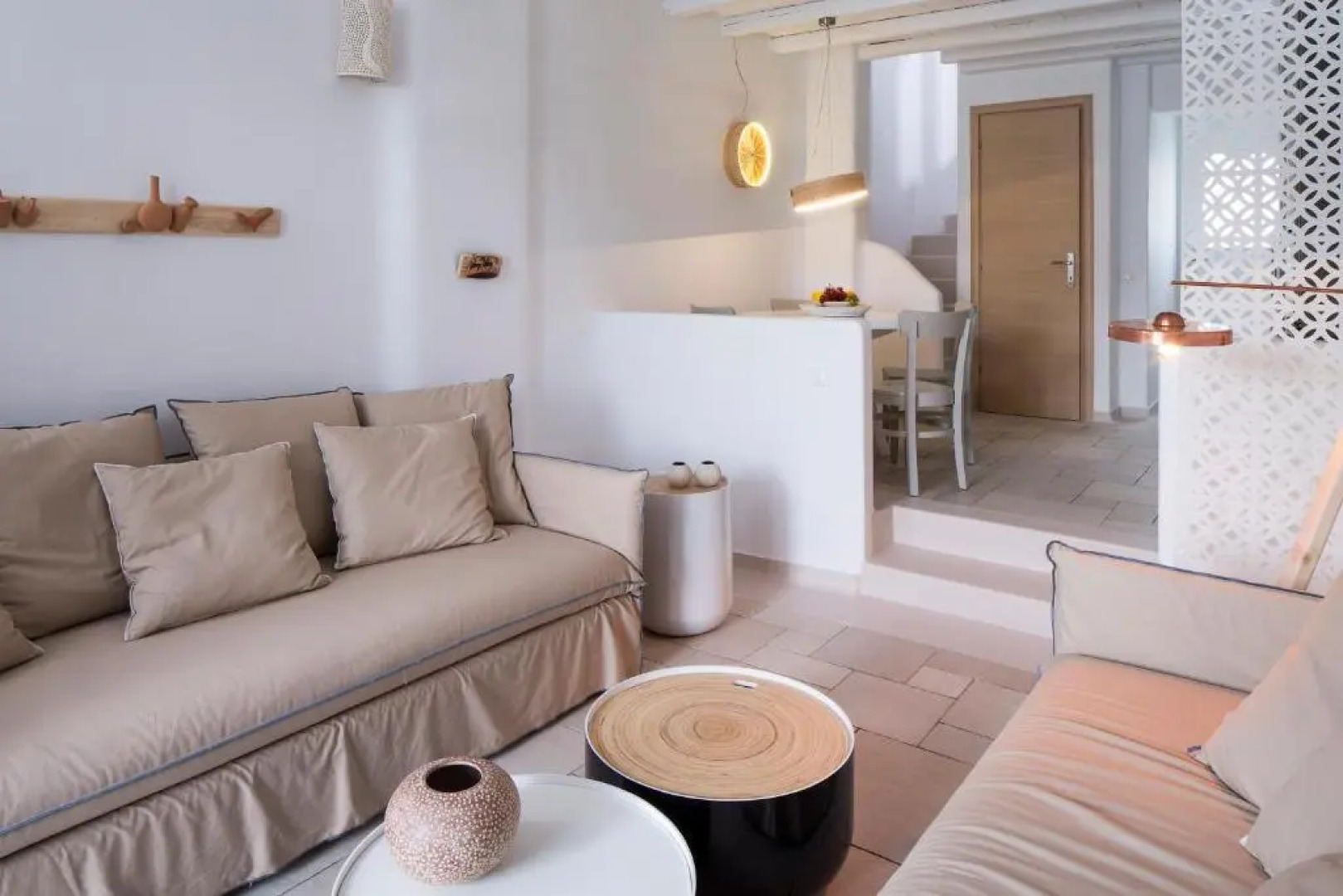 Kostantis Summer Villas and Suites