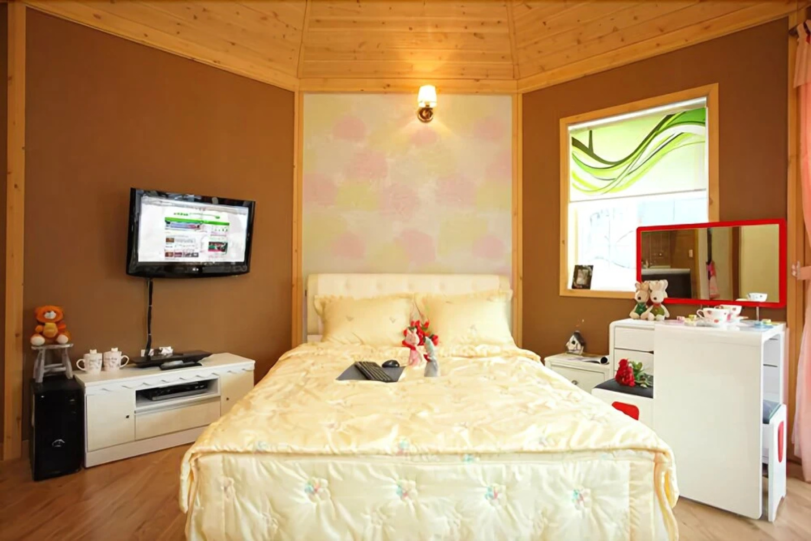 Buan Lakeside Pension