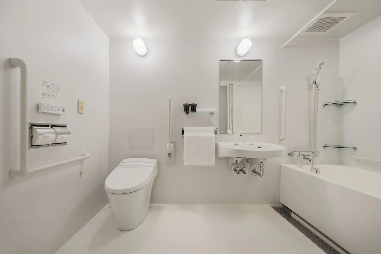 Отель Bespoke Shinsaibashi