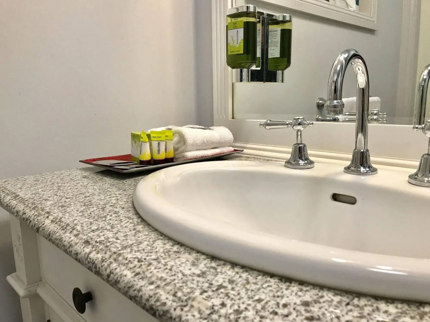 Endeavour Court Motor Inn