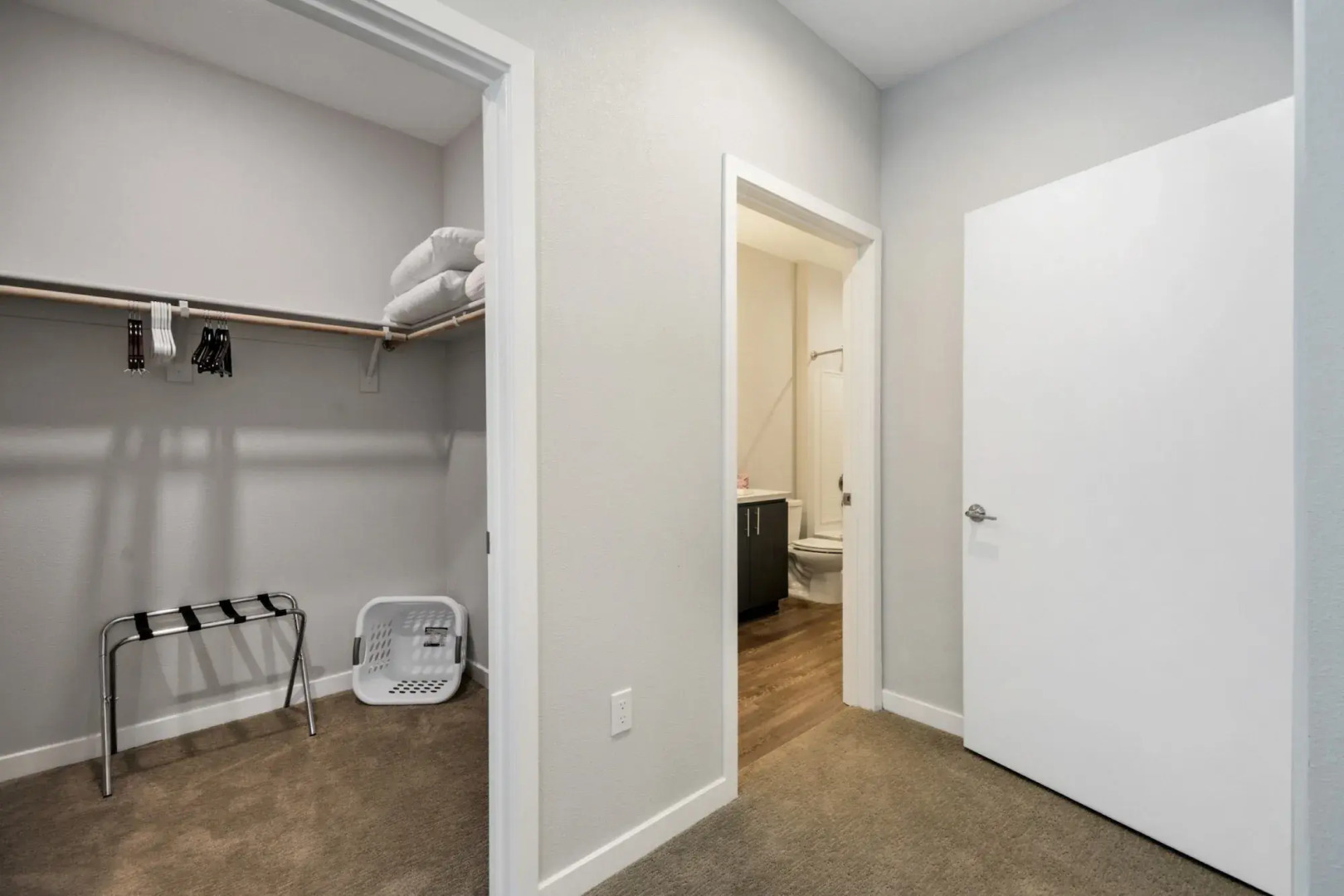 Bluebird Suites near Facebook HQ