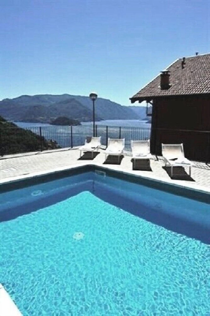 Vista d'Oro Ulivo Apt. 8/10