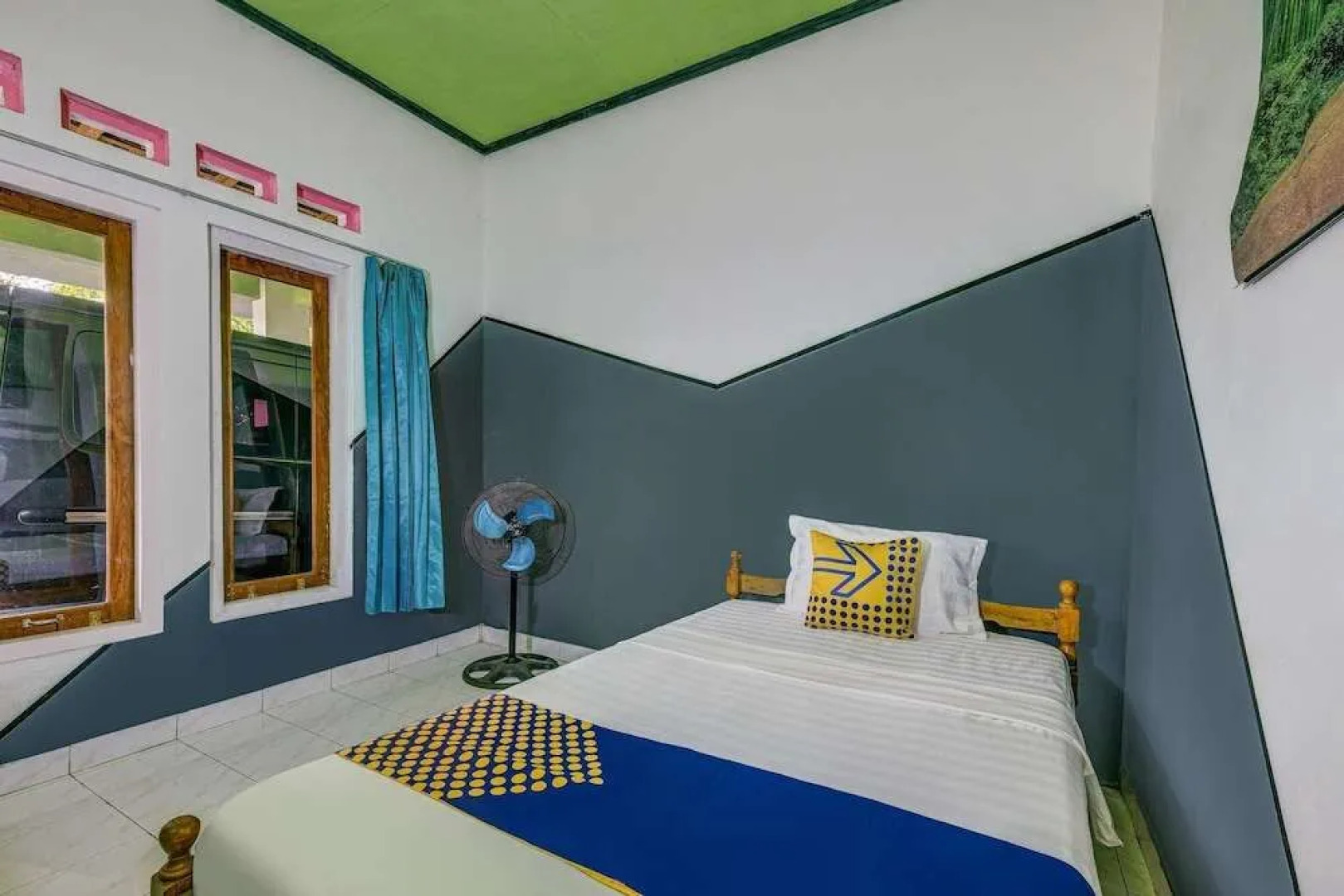 SPOT ON 3119 Hotel Kurnia